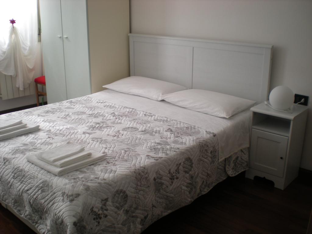 La Terrazza Del Centro Apartamento Bérgamo Quarto foto